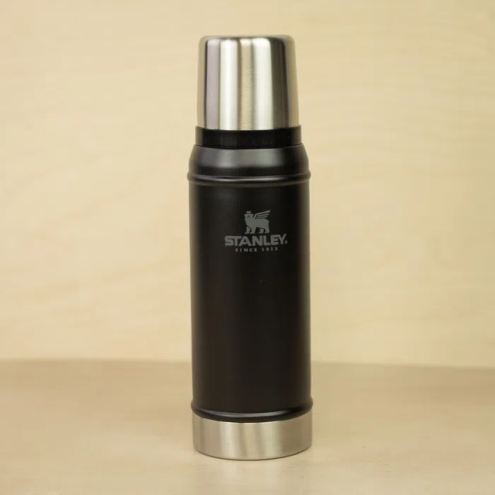 STA Legendary Classic Bottle 0.75L Matte Black Pebble