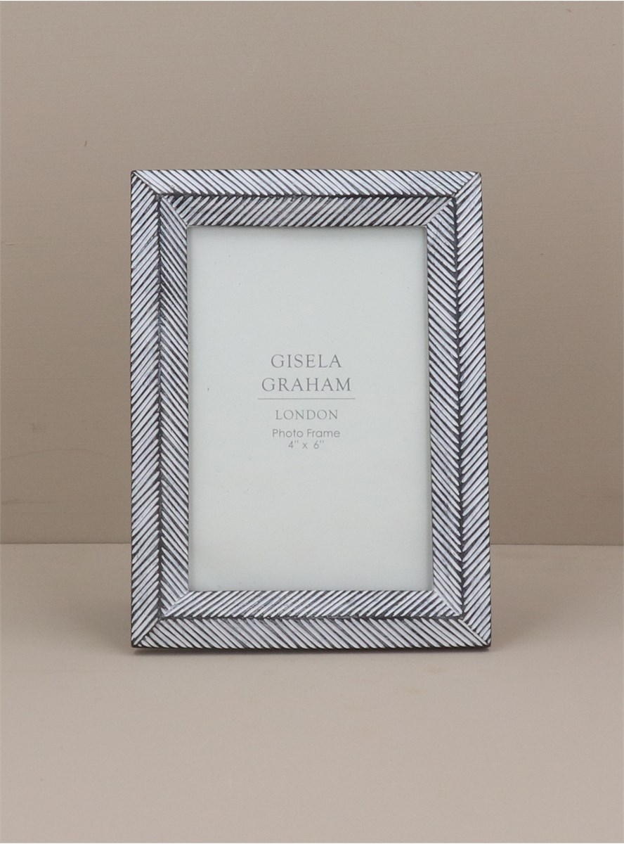 GG Grey & White 4x6 Frame