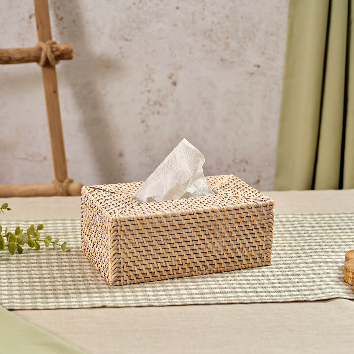 LA Flourish Rattan Tissue Box