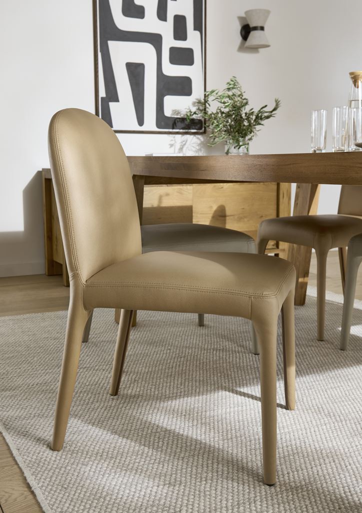 Quake Dining Chair - Camel