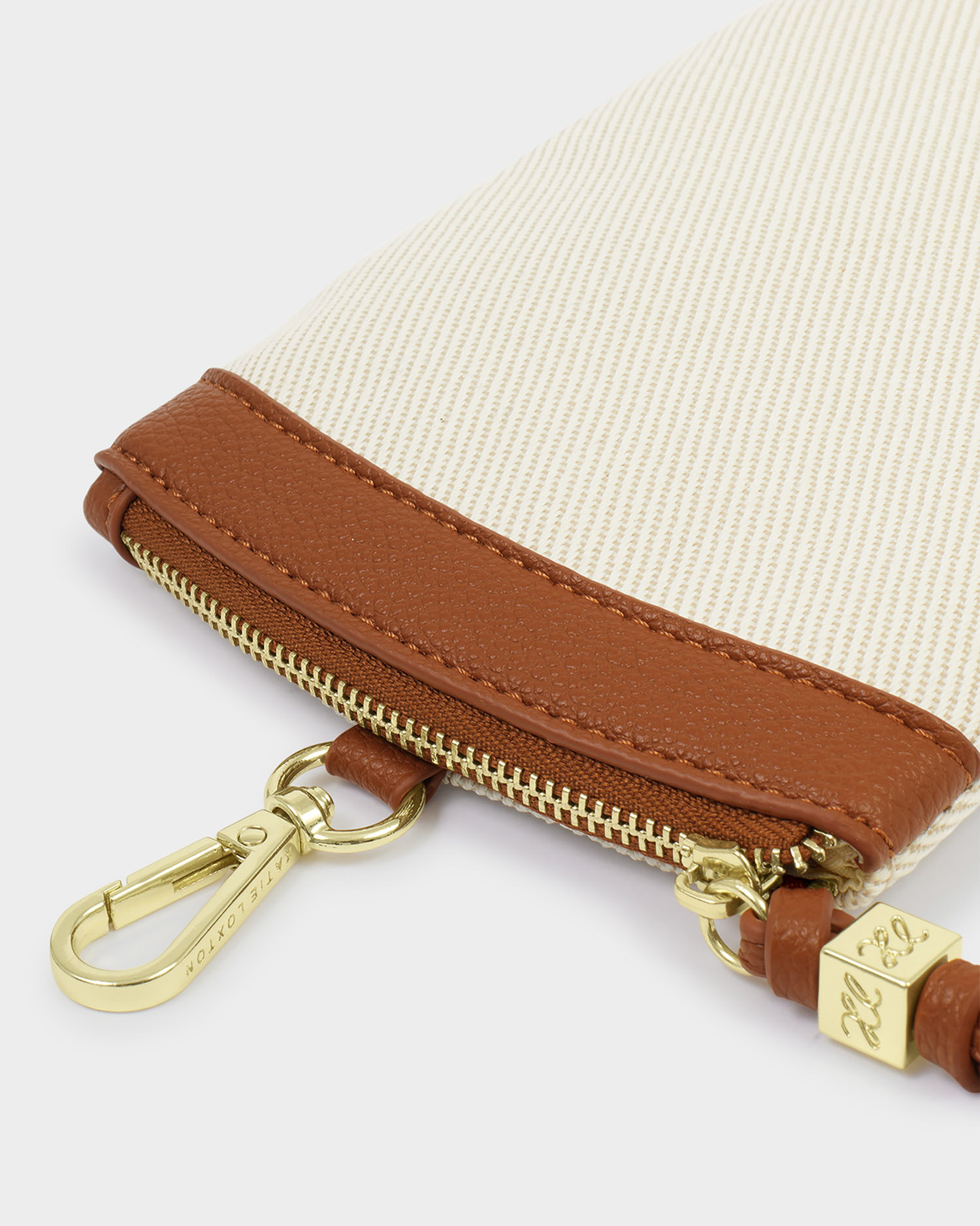 KL Clip-On Glasses Case Cognac SS26