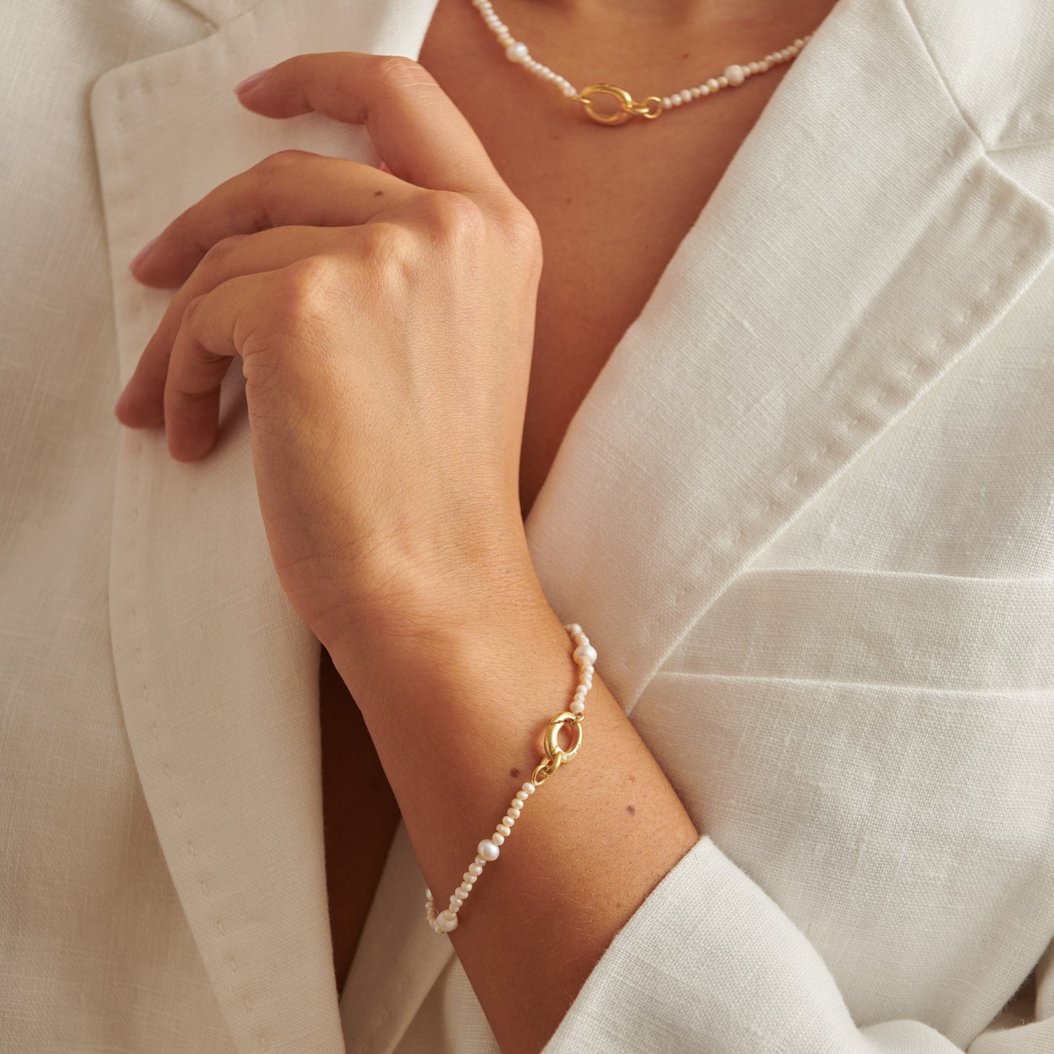 KLJ Pearl Glow Bracelet
