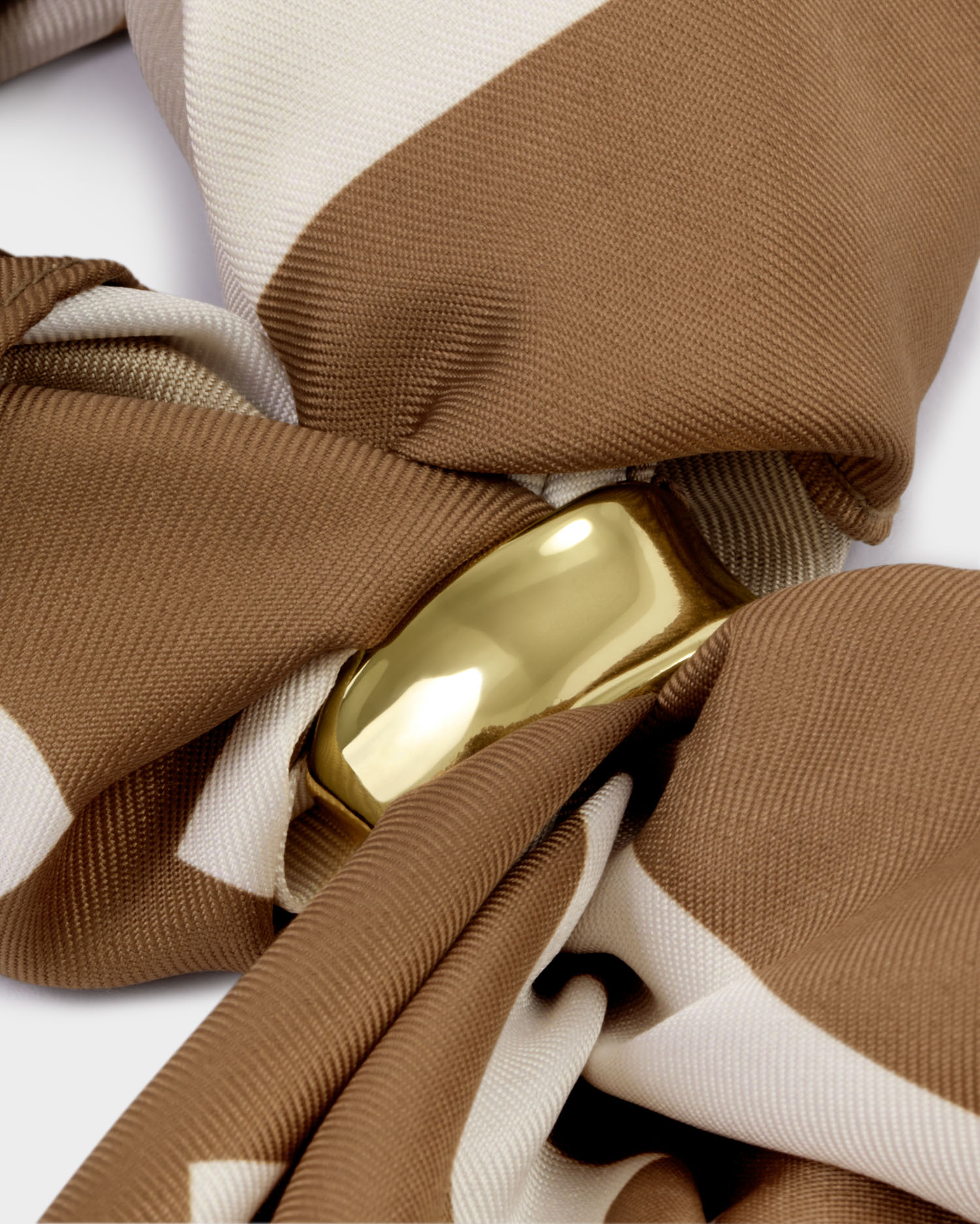 KL Satin Scarf with Gold Ring Checkered SS26