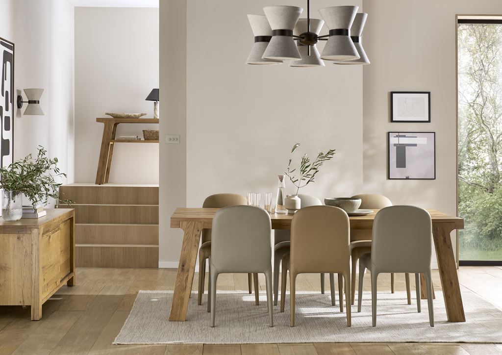 Quake Dining Table